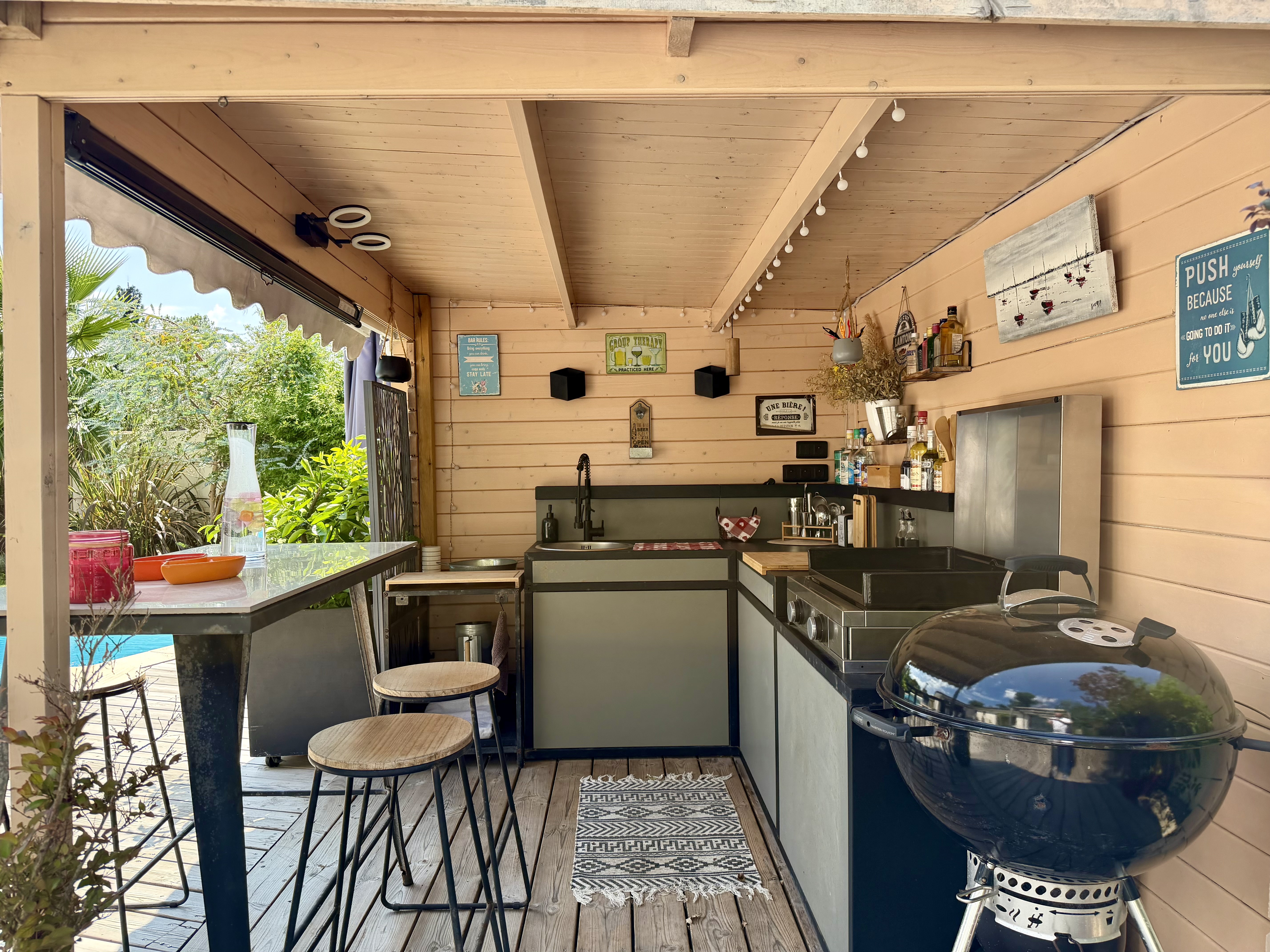 Maison contemporaine à vendre à Lanton – piscine chauffée, spa et jardin sans vis-à-vis