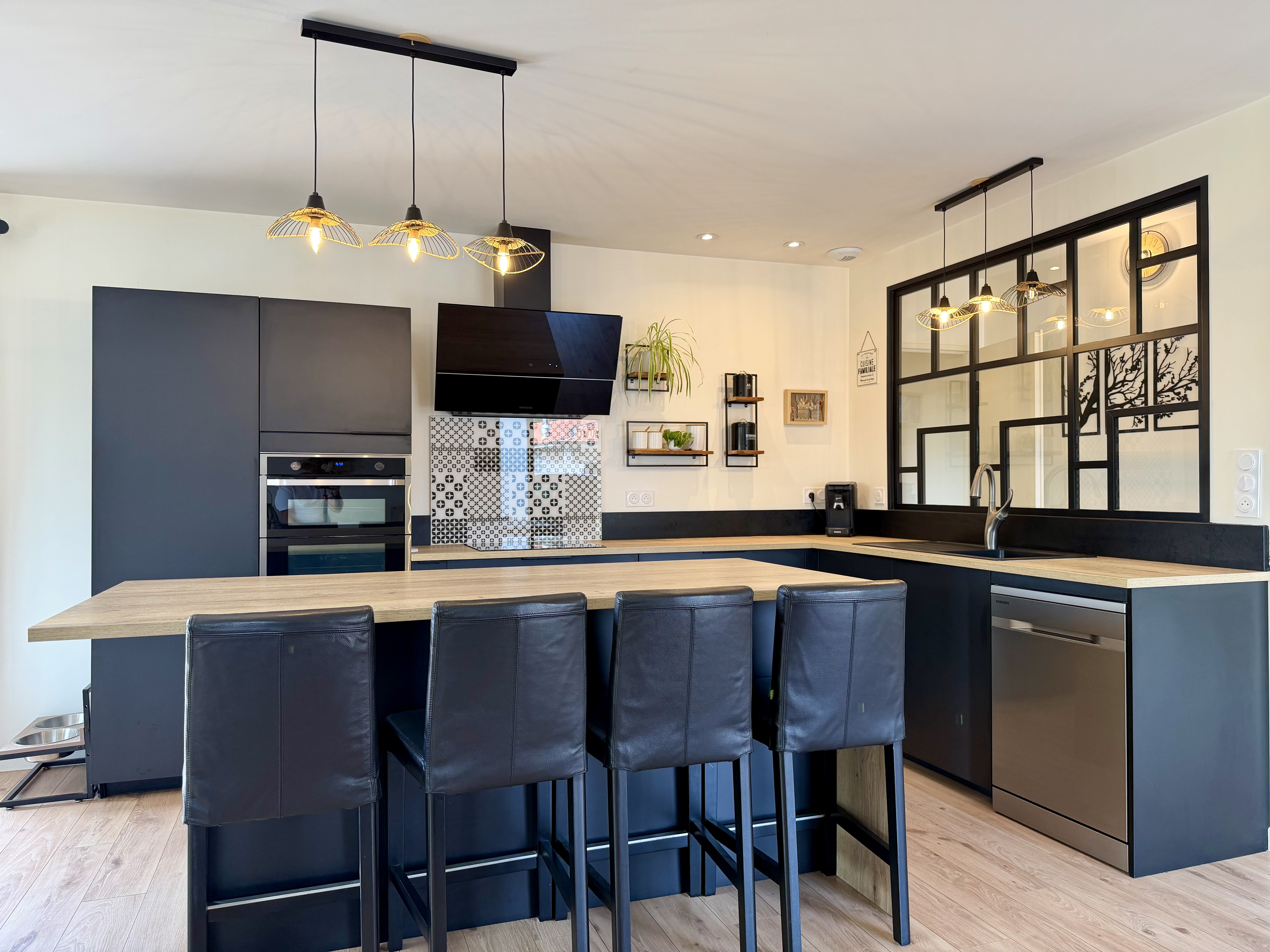 Maison contemporaine à vendre à Lanton – piscine chauffée, spa et jardin sans vis-à-vis