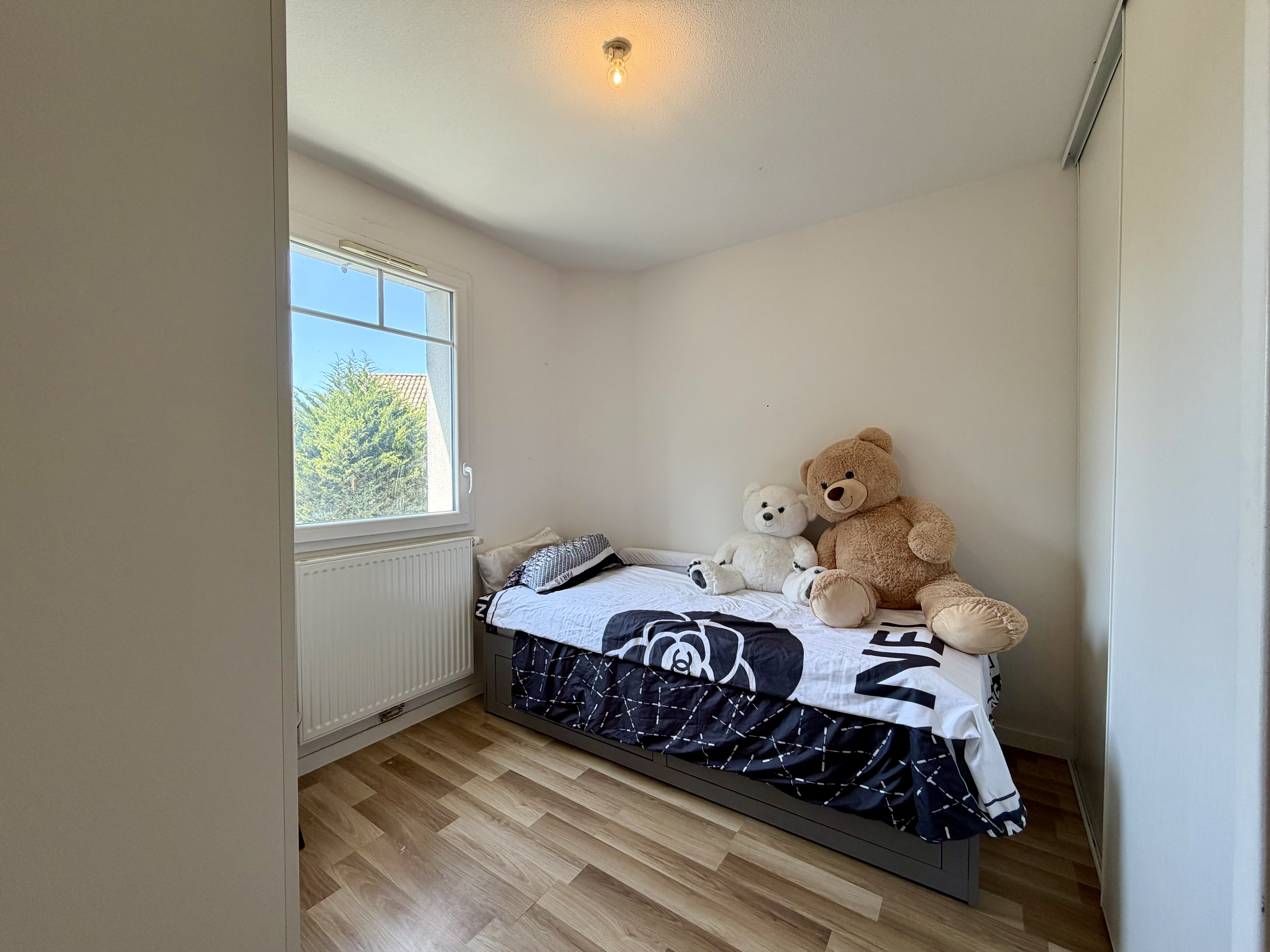 Maison récente à vendre à Lège-Cap-Ferret – piscine, jardin et vie à pied dans le bourg