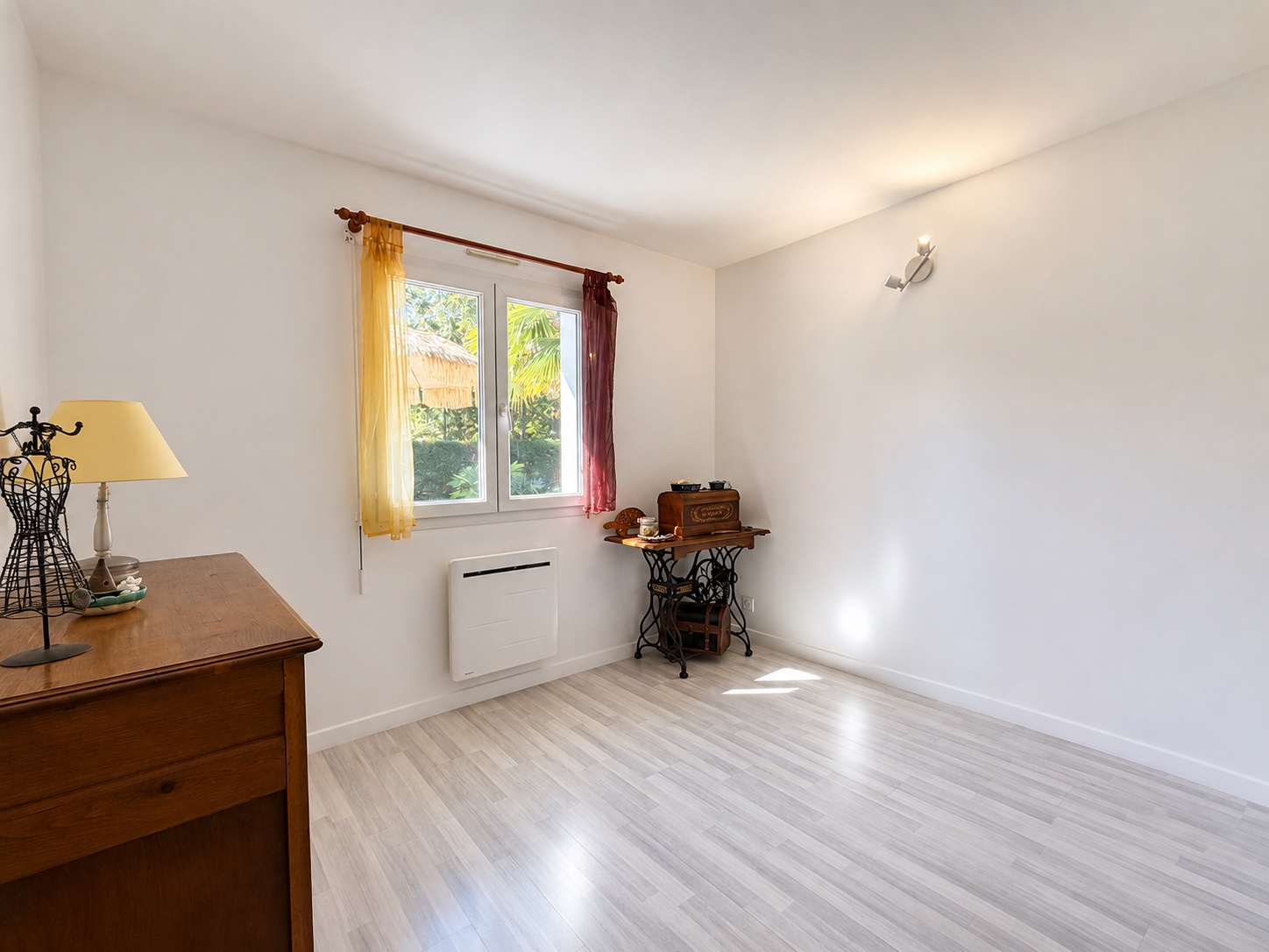 Maison de plain-pied à vendre à Audenge – piscine chauffée, véranda et jardin sans vis-à-vis