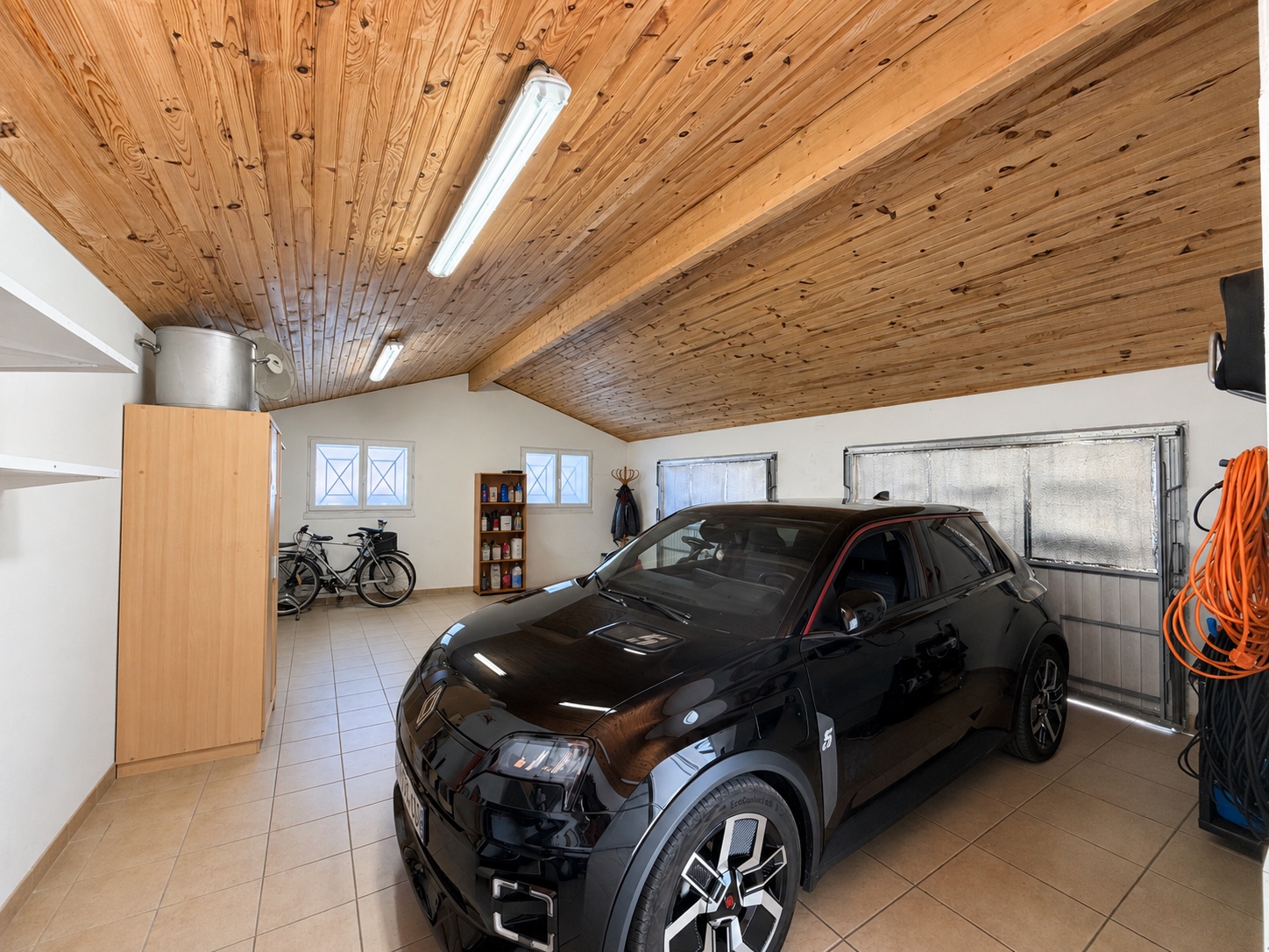 Maison de plain-pied à vendre à Audenge – piscine chauffée, véranda et jardin sans vis-à-vis