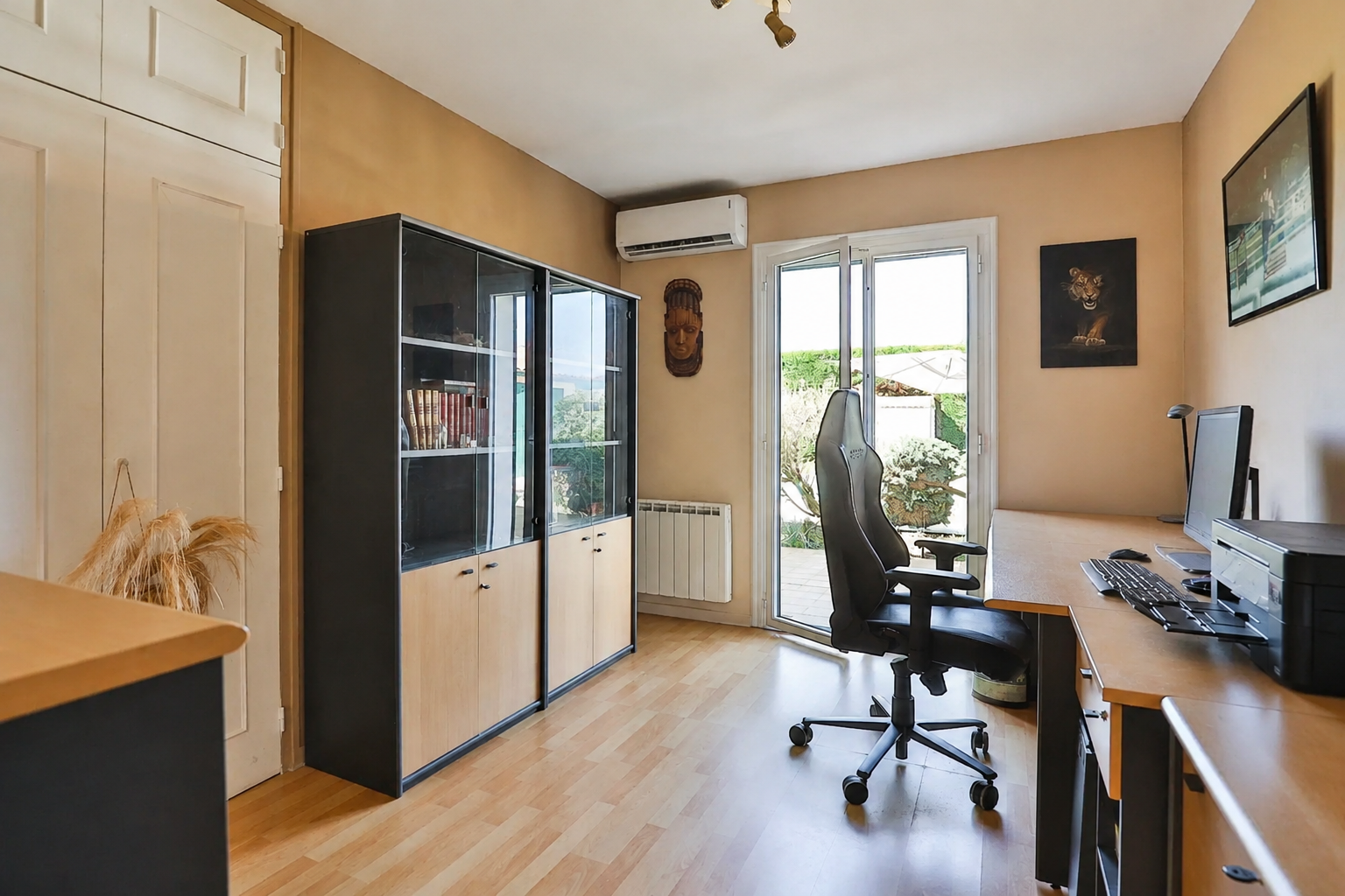 Maison familiale à vendre à Lège-Cap-Ferret – grand terrain, piscine et potentiel constructible
