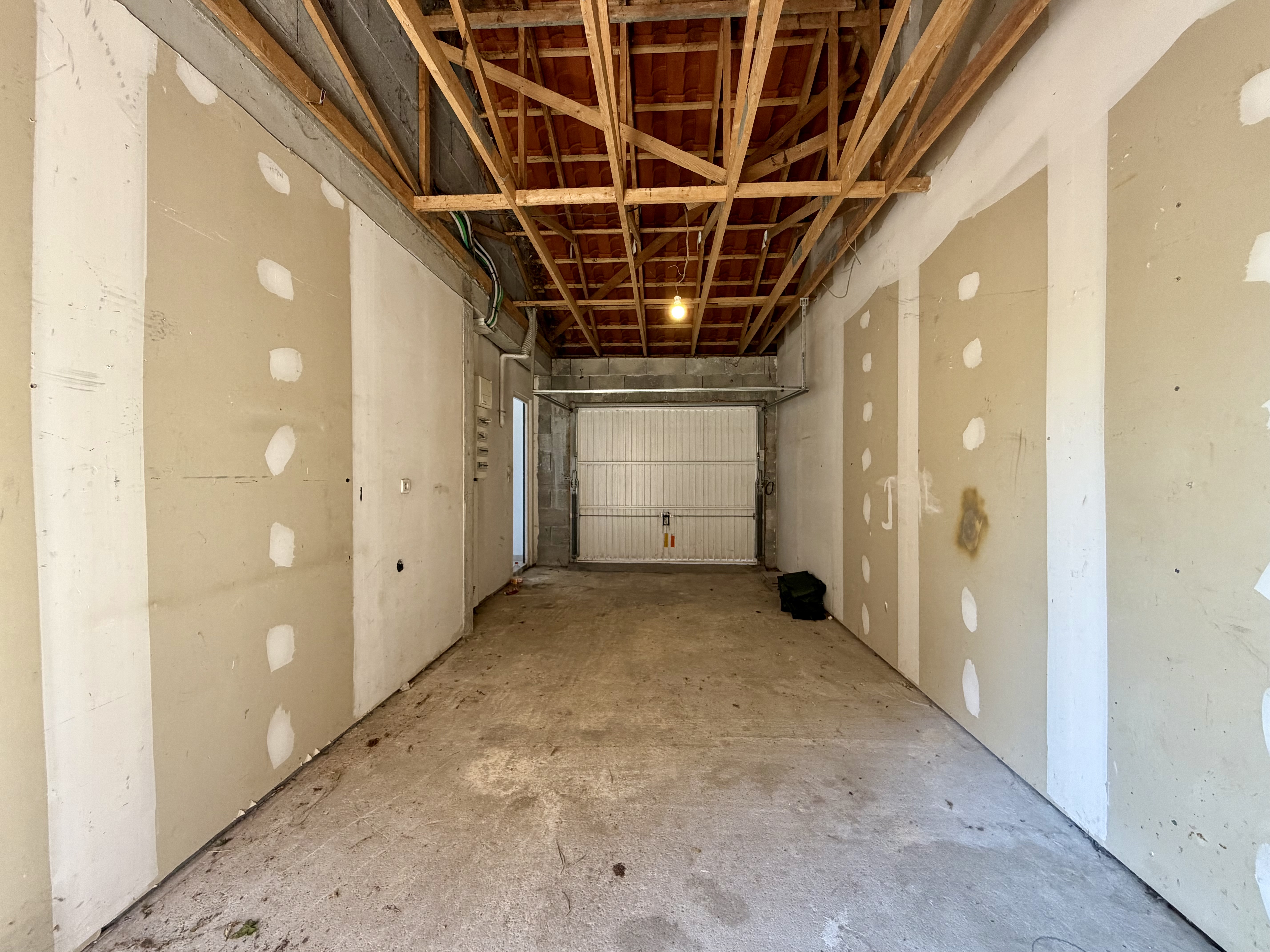 Maison familiale à vendre à Saint-André-de-Cubzac – grande pièce de vie, jardin clos et garage