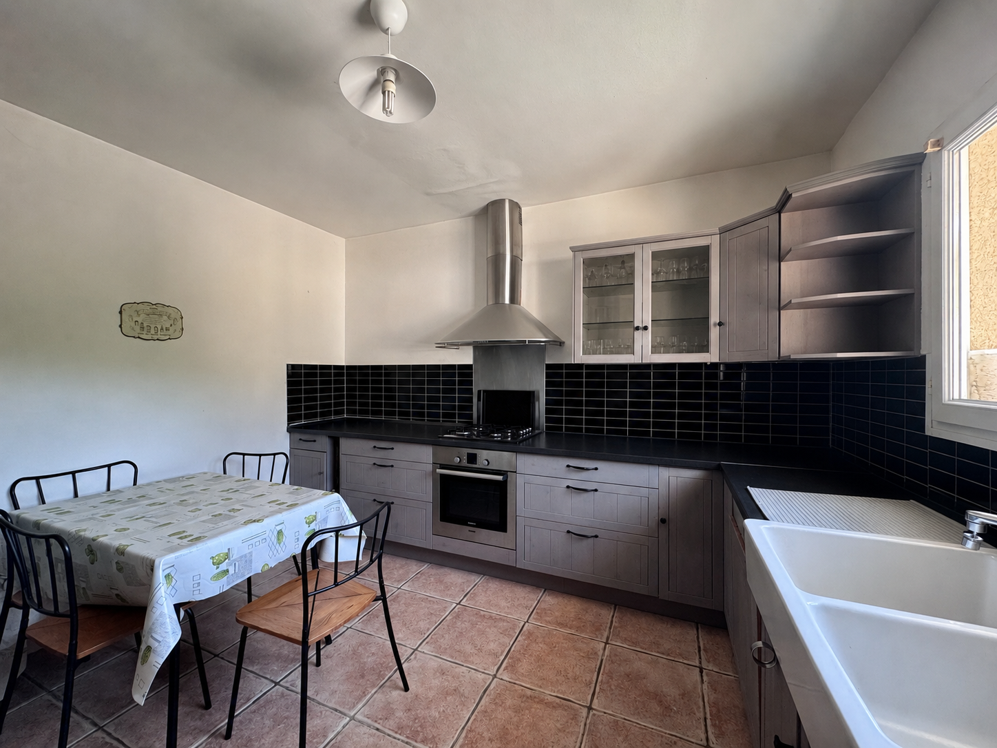 Maison de plain-pied à vendre à Origne – 183 m² au cœur d’un terrain de 5 200 m²
