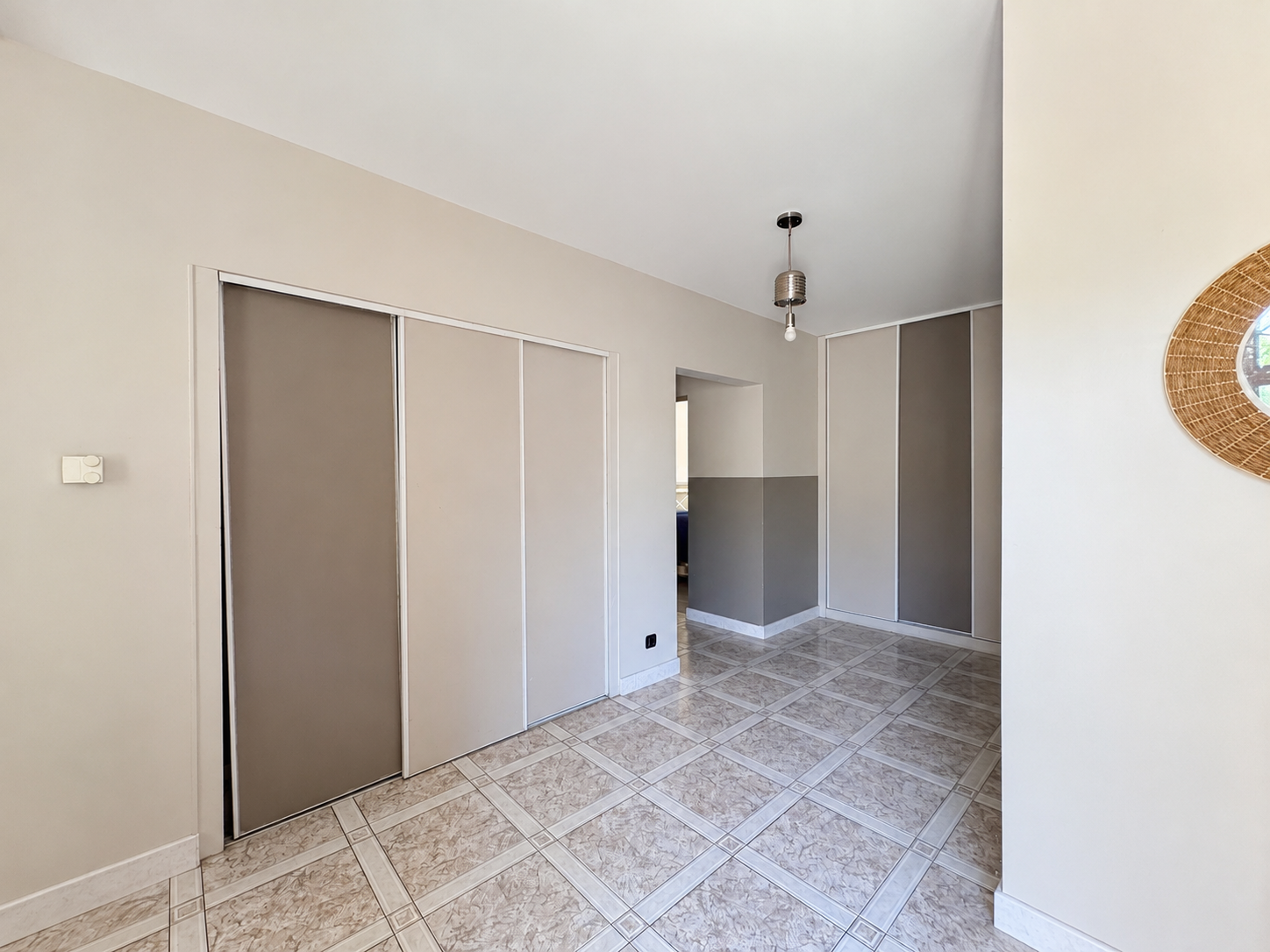 Maison de plain-pied à vendre à Origne – 183 m² au cœur d’un terrain de 5 200 m²