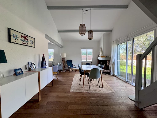 Maison landaise rénovée à vendre à Lanton – piscine chauffée et jardin arboré sans vis-à-vis