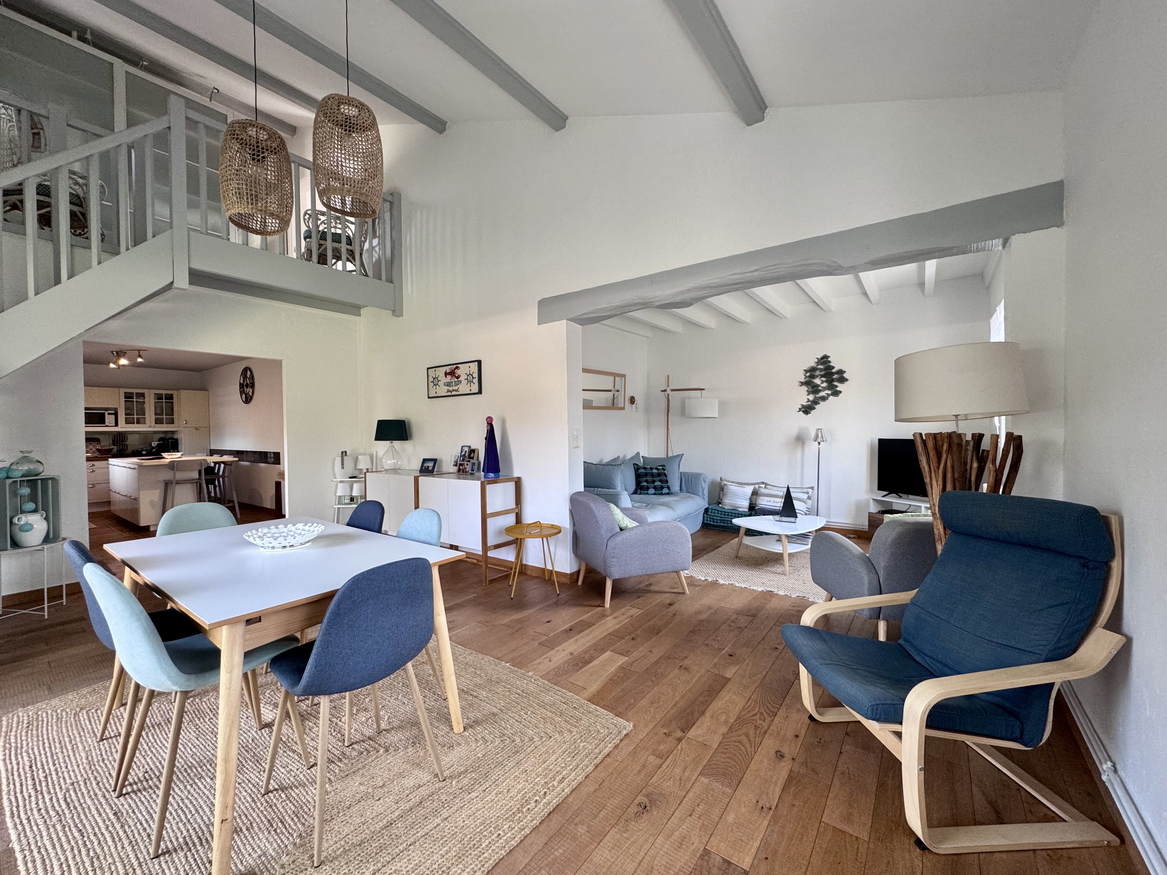 Maison landaise rénovée à vendre à Lanton – piscine chauffée et jardin arboré sans vis-à-vis