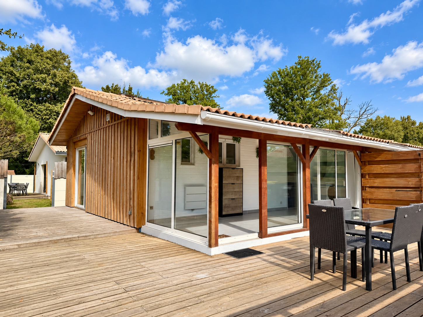 Maison de plain-pied à vendre à Lanton – 171 m² rénovés et deux espaces de vie indépendants