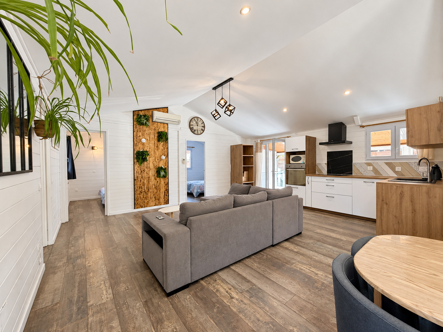 Maison de plain-pied à vendre à Lanton – 171 m² rénovés et deux espaces de vie indépendants