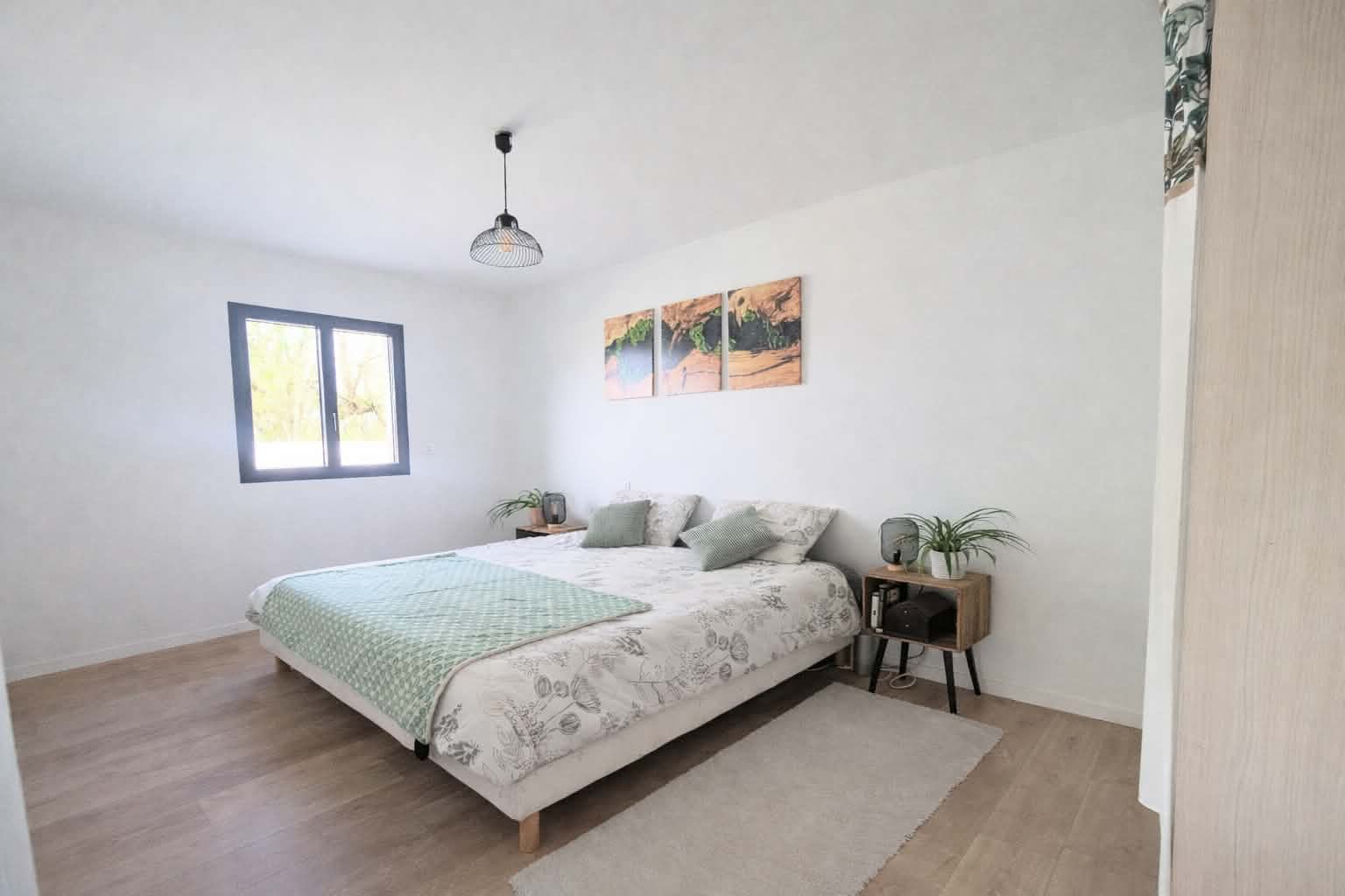 Maison de plain-pied rénovée à Lanton – 171 m², deux espaces de vie et terrain de 792 m²
