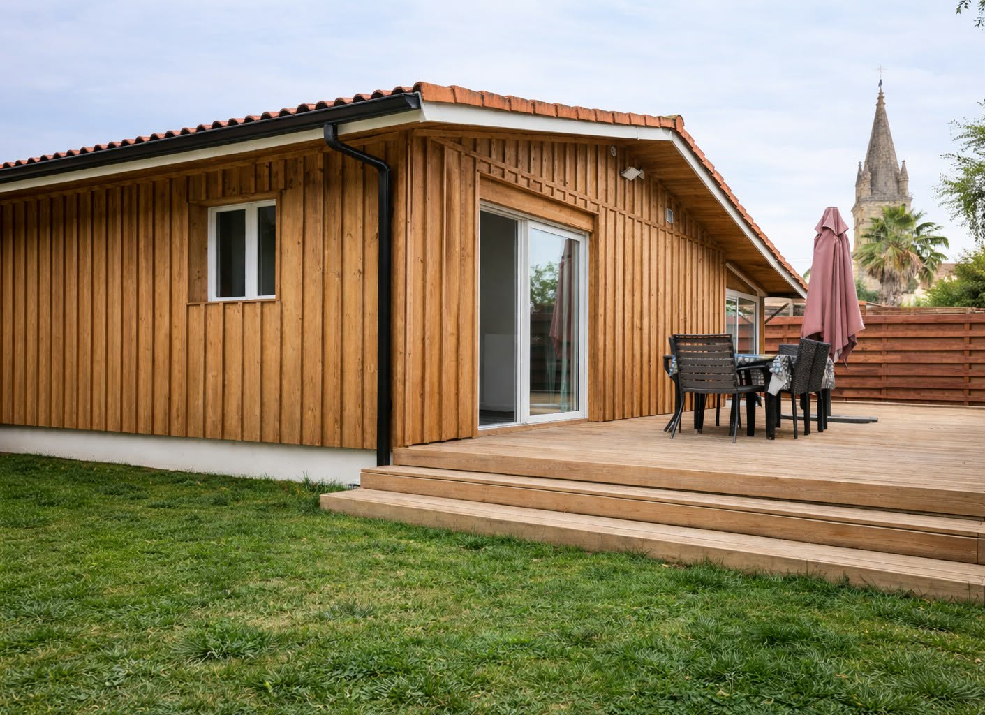 Maison de plain-pied rénovée à Lanton – 171 m², deux espaces de vie et terrain de 792 m²