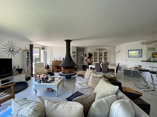 Maison de plain-pied à vendre à Arès – 4 chambres et jardin arboré dans le quartier Mer et Soleil