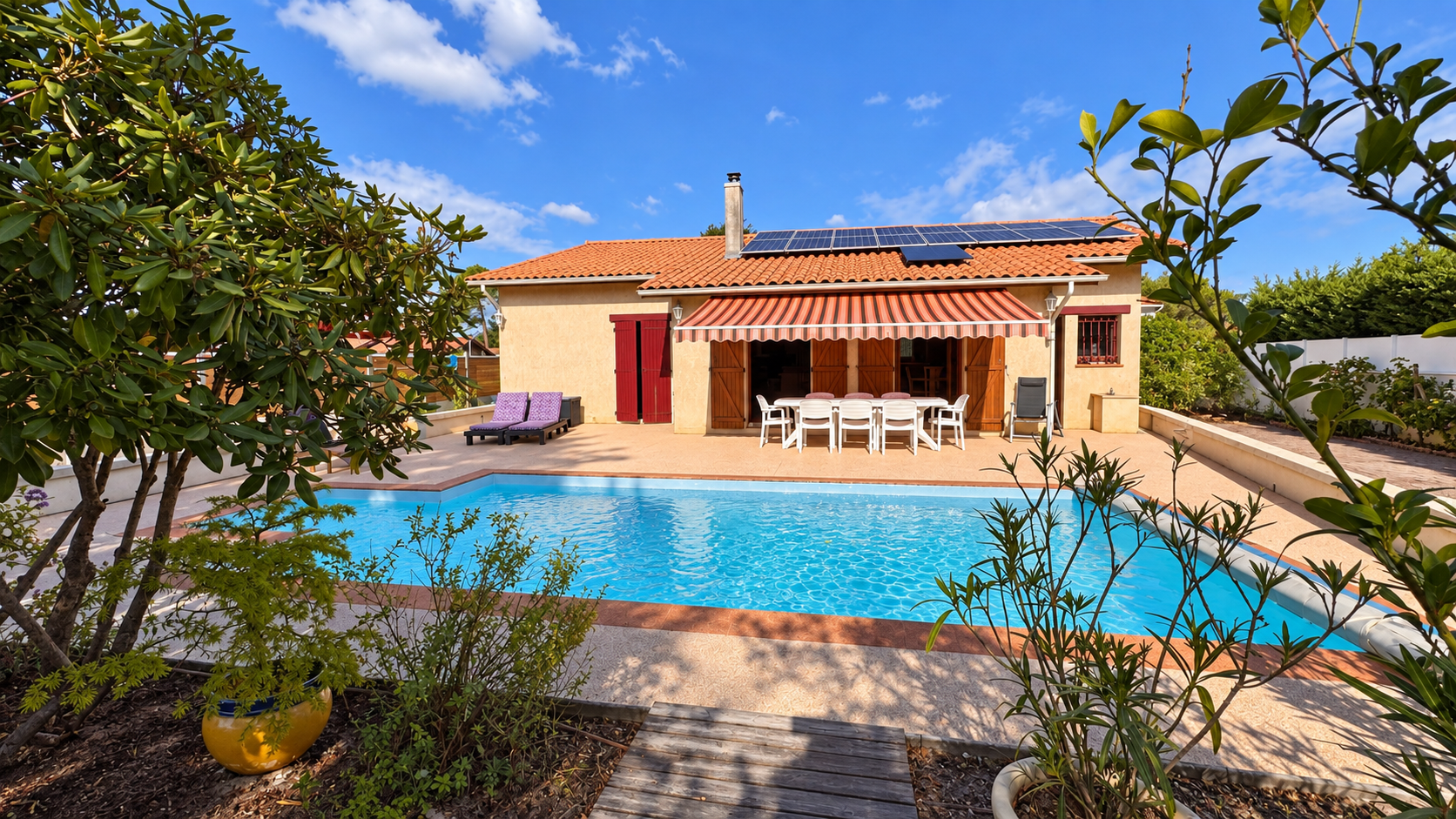 Maison de plain-pied à vendre à Andernos-les-Bains – piscine et jardin dans le quartier des Bruyères