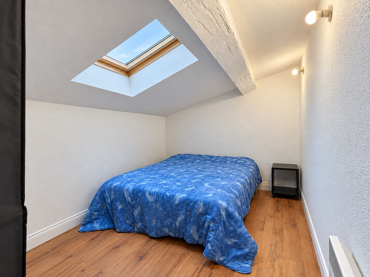 Duplex T4 à vendre à Bordeaux Saint-Michel / Saint-Paul – trois chambres et deux stationnements intérieurs