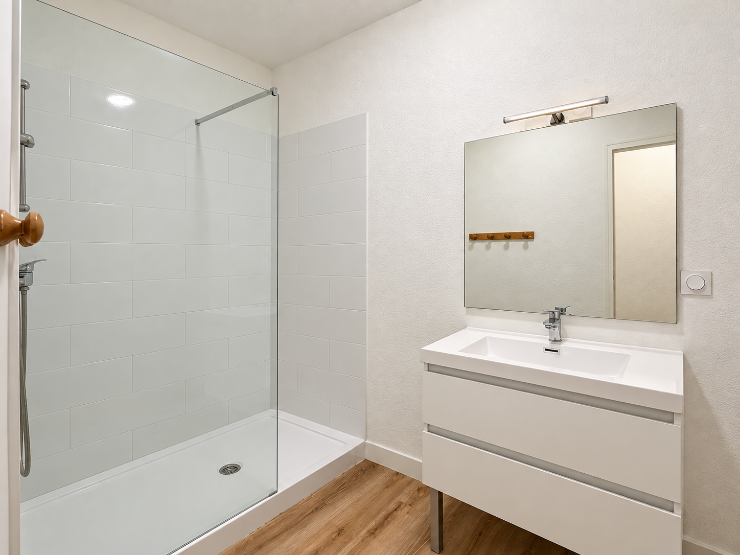 Duplex T4 à vendre à Bordeaux Saint-Michel / Saint-Paul – trois chambres et deux stationnements intérieurs