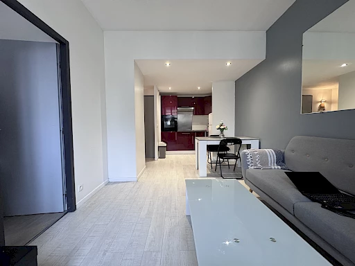 Appartement duplex à vendre à Bordeaux Gare Saint-Jean – deux chambres et deux salles d’eau