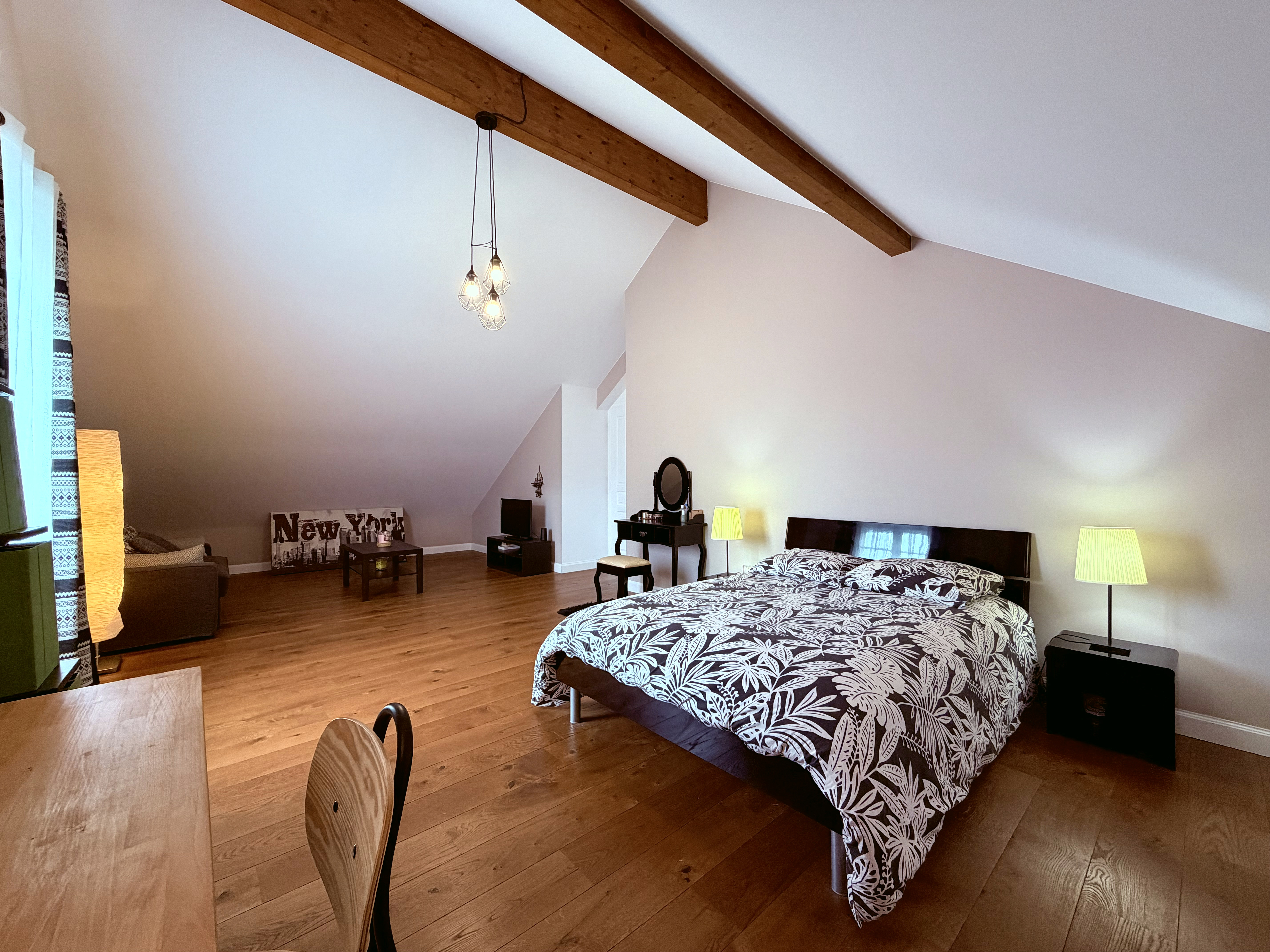 Maison d'inspiration arcachonnaise à vendre à Audenge – Piscine, matériaux nobles et prestations haut de gamme