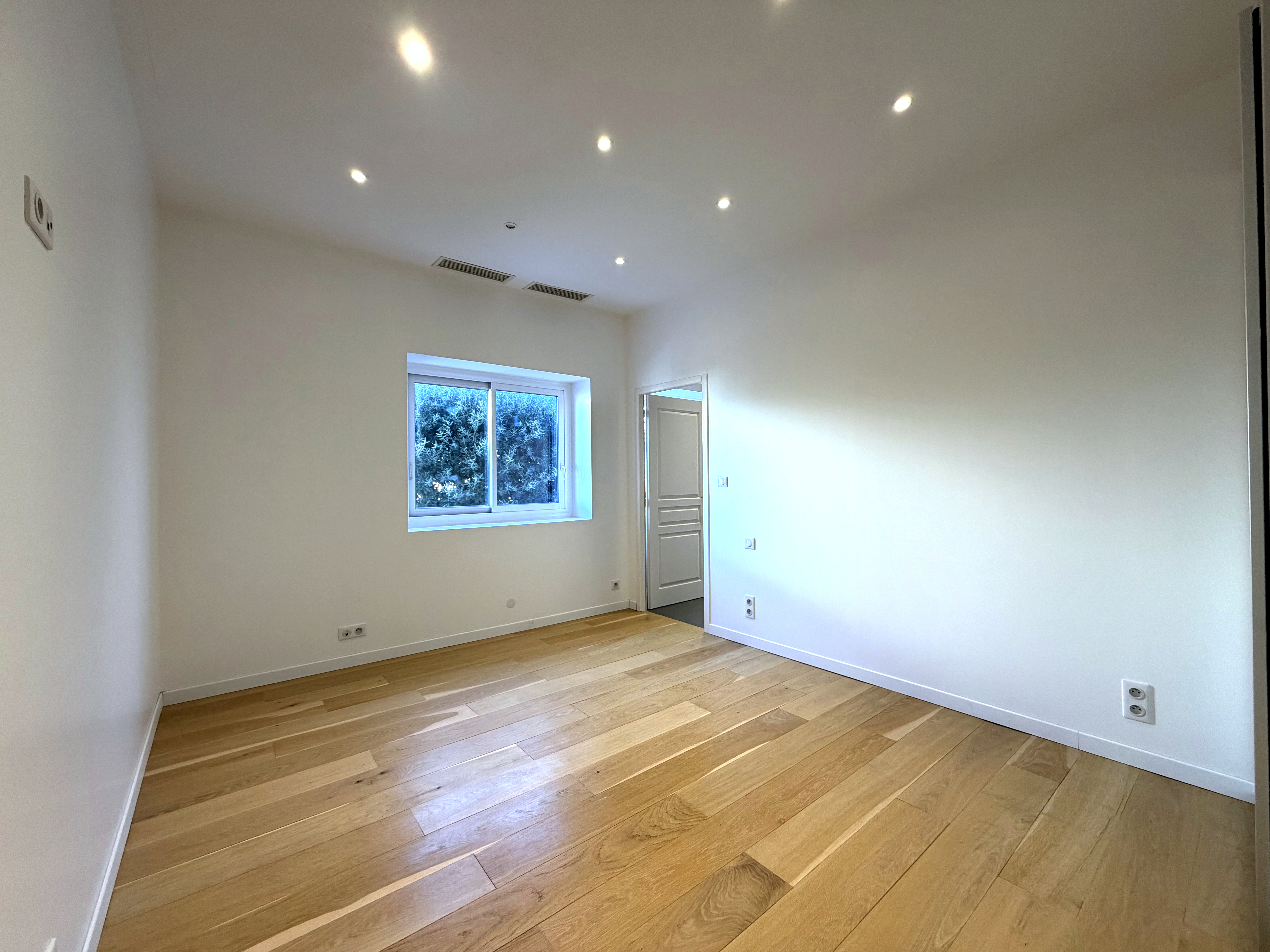 Appartement-loft à Andernos-les-Bains – 288 m², rooftop avec vue sur le Bassin d’Arcachon